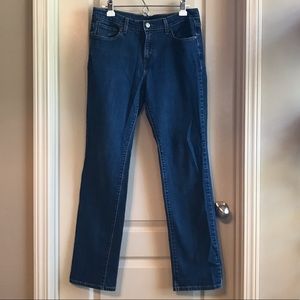 Beautiful condition classic Levi’s in deep blue